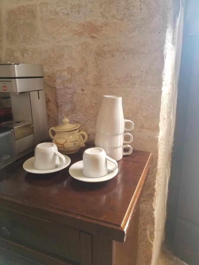 Antico Trullo Immerso Nella Campagna Alberobello Ngoại thất bức ảnh