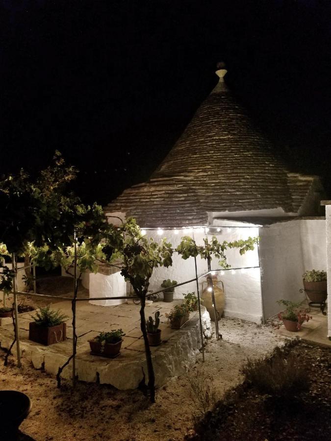 Antico Trullo Immerso Nella Campagna Alberobello Ngoại thất bức ảnh