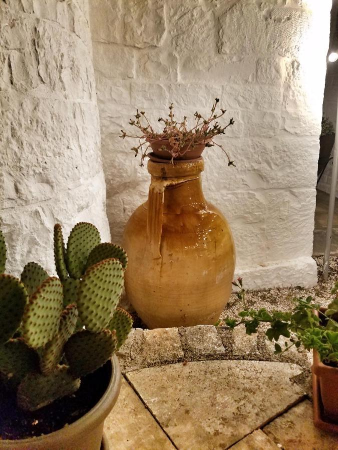 Antico Trullo Immerso Nella Campagna Alberobello Ngoại thất bức ảnh